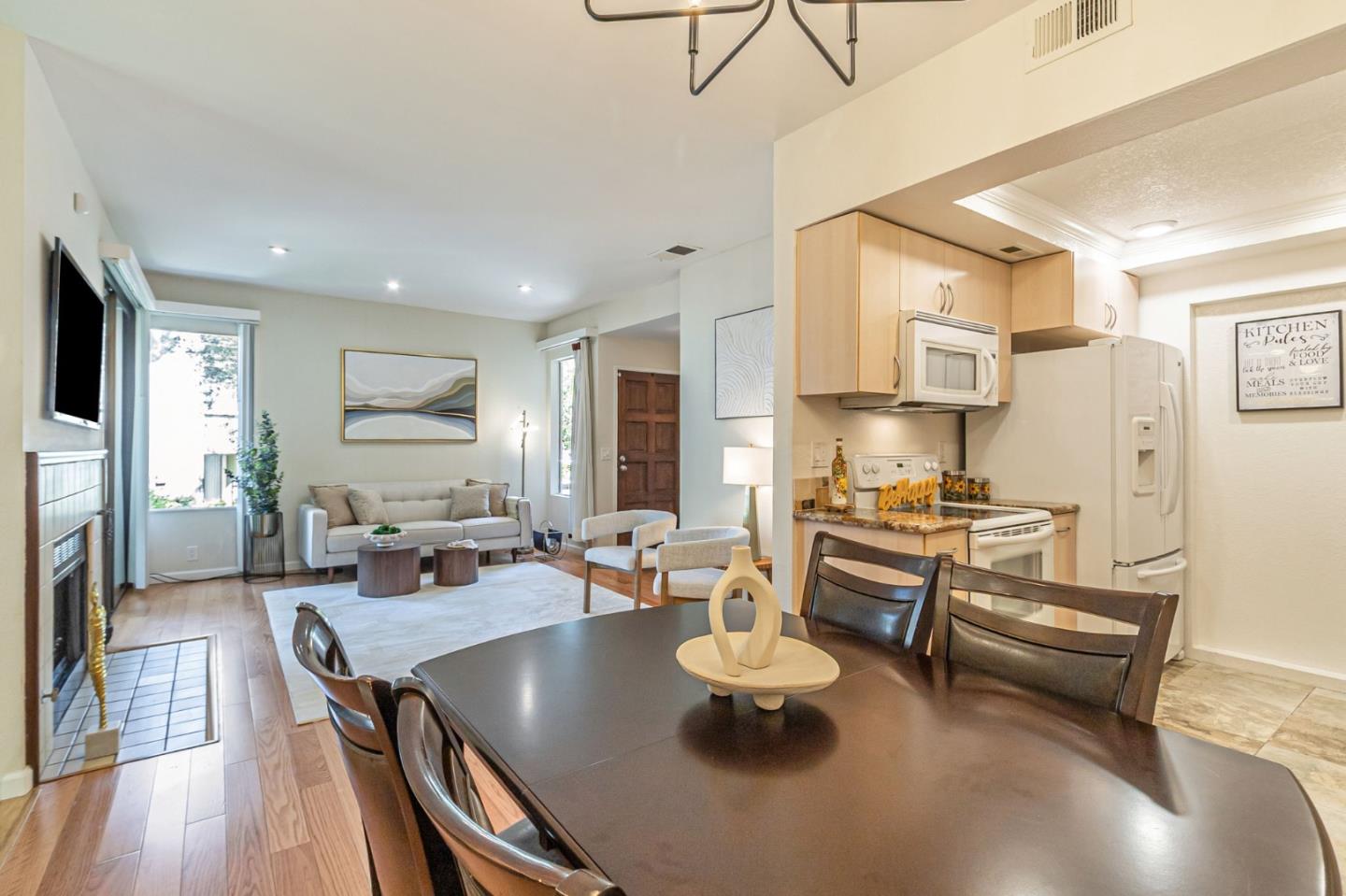 1763 Braddock CT