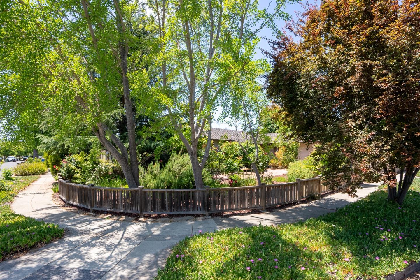 2685 Custer Drive