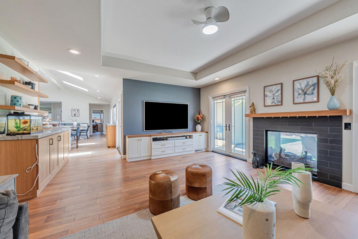 1151 Doralee Way