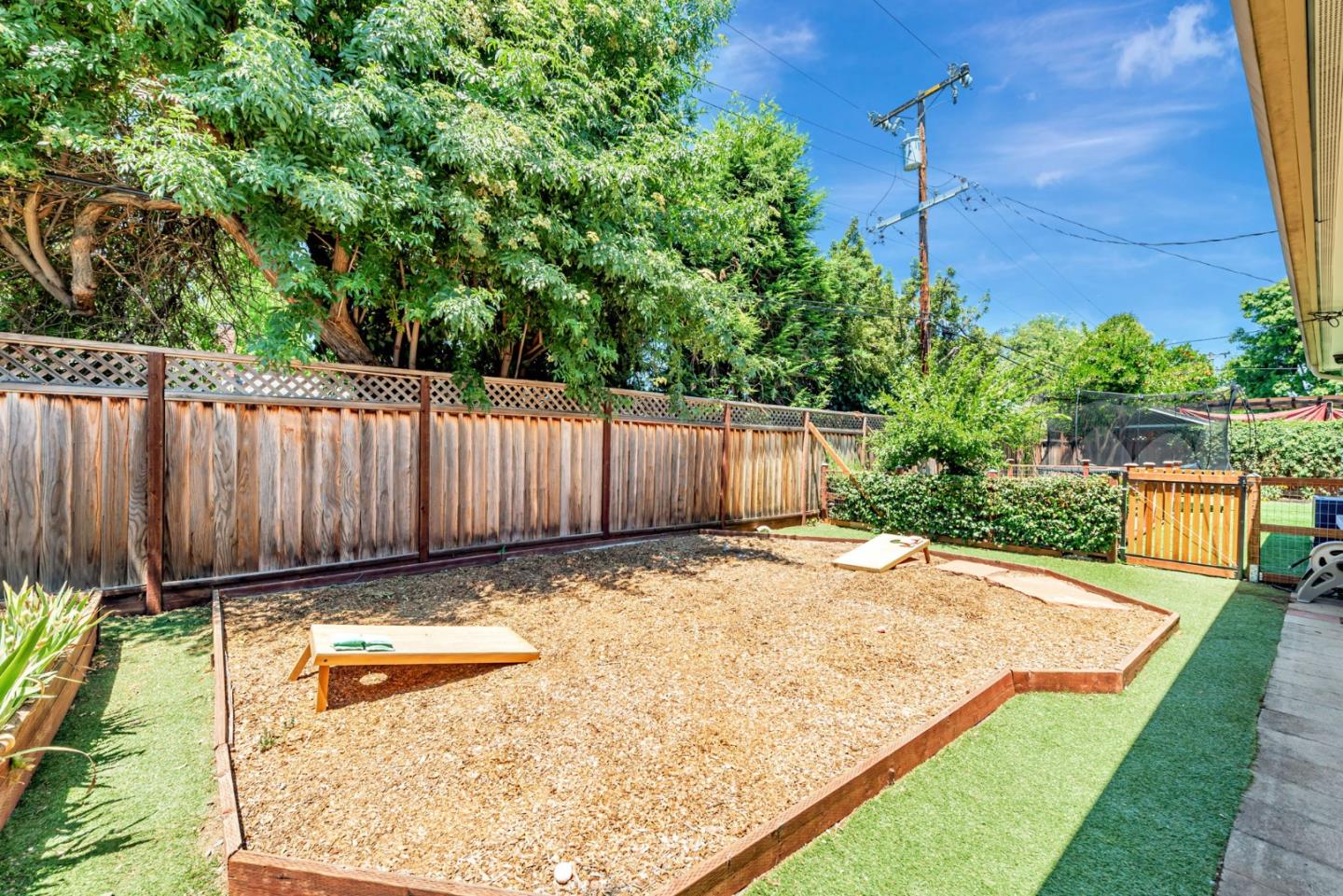 1151 Doralee Way
