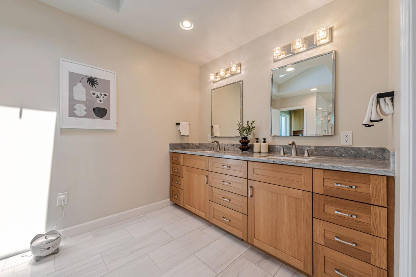 1151 Doralee Way