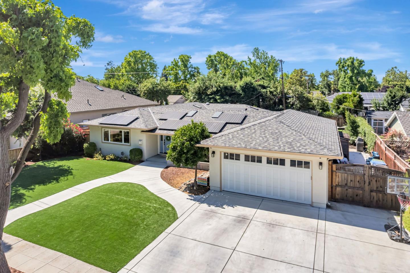 1151 Doralee Way