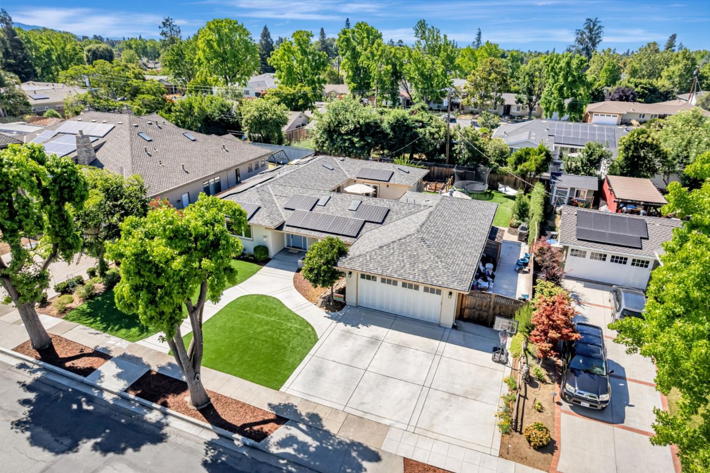 1151 Doralee Way