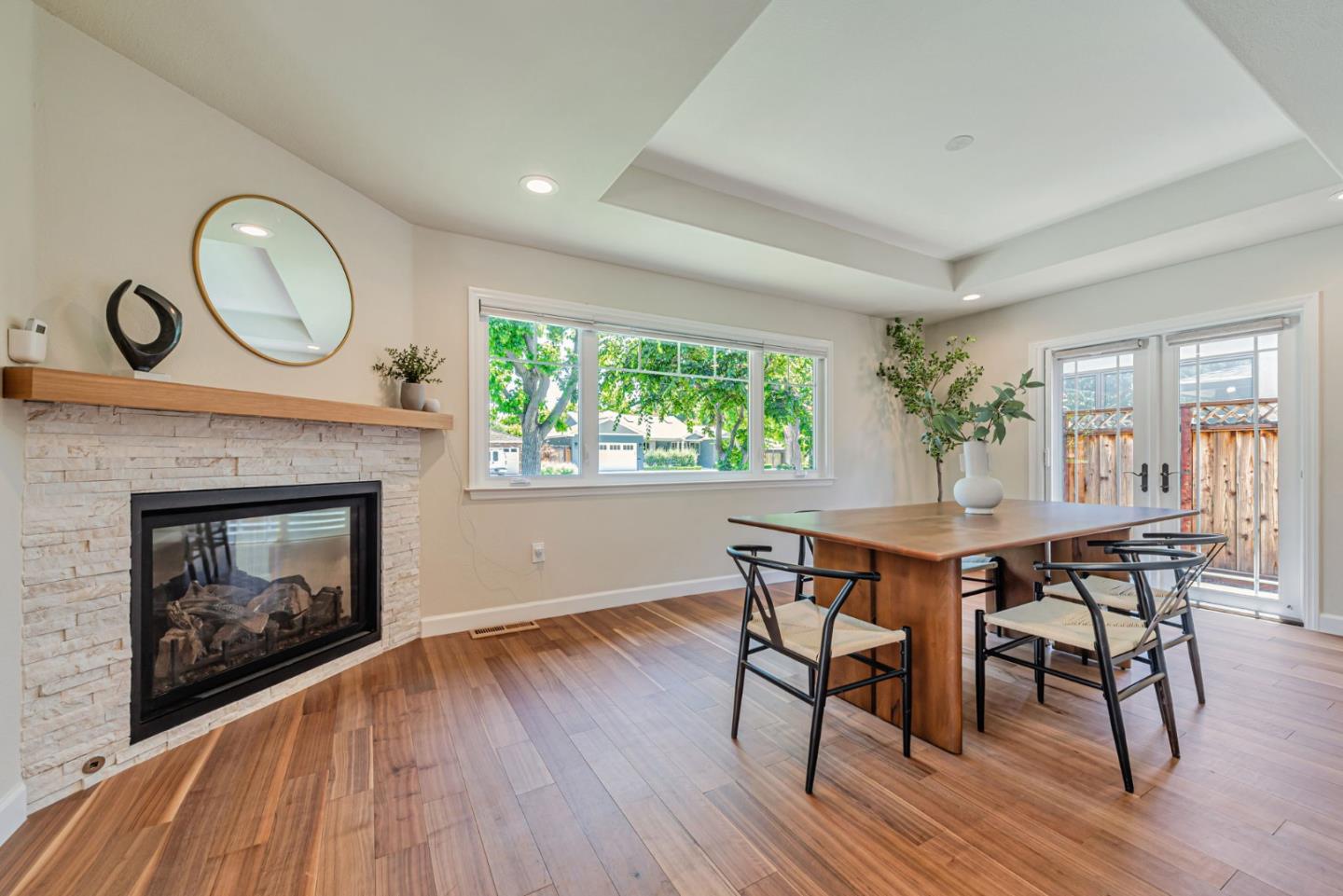 1151 Doralee Way