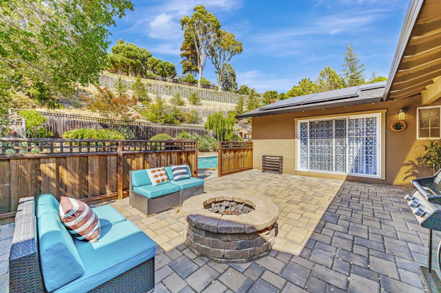 1741 Los Altos Drive