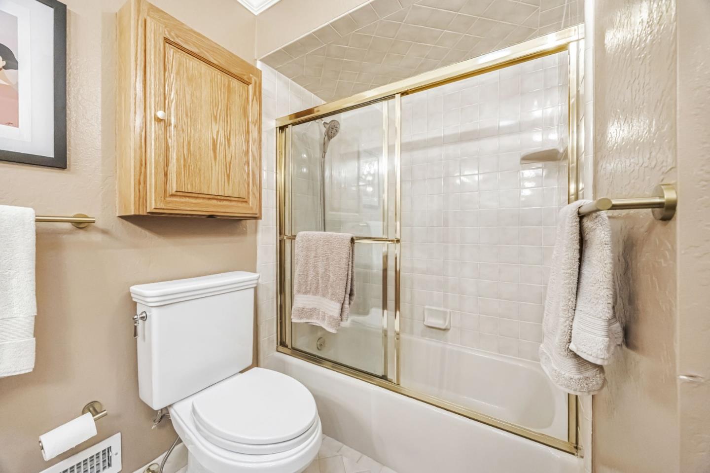 1741 Los Altos Drive