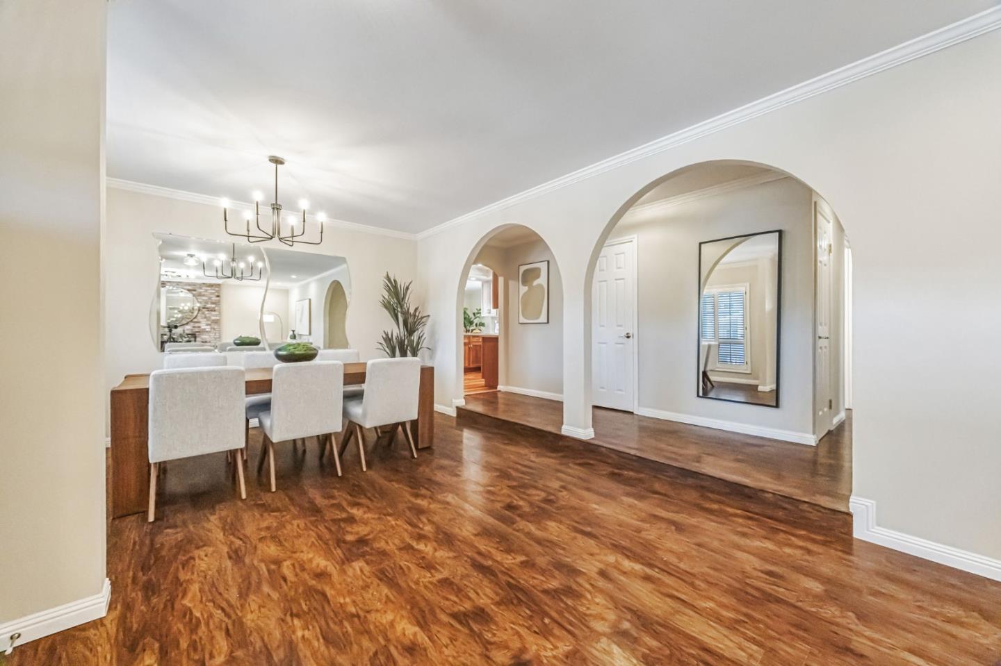 1741 Los Altos Drive