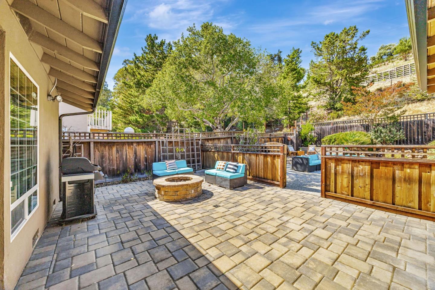 1741 Los Altos Drive