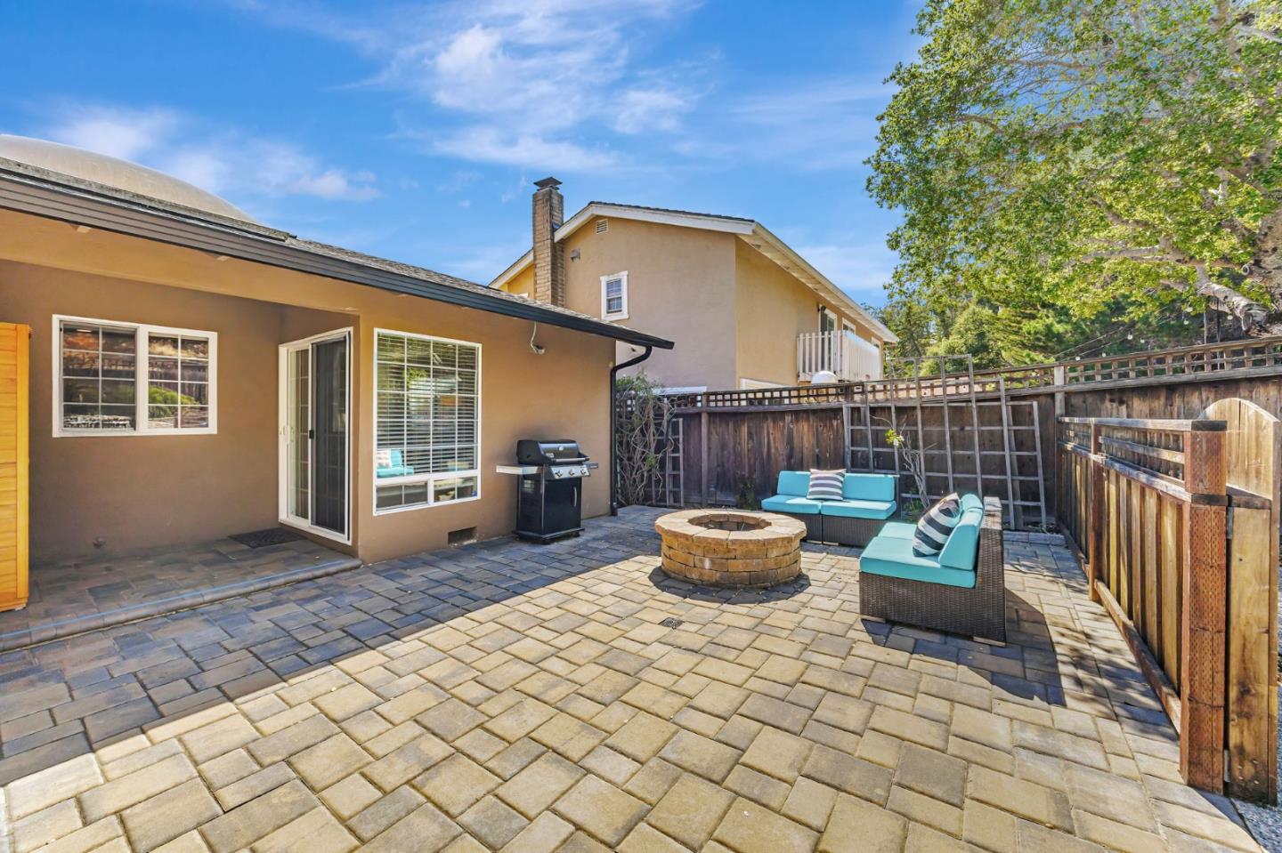 1741 Los Altos Drive