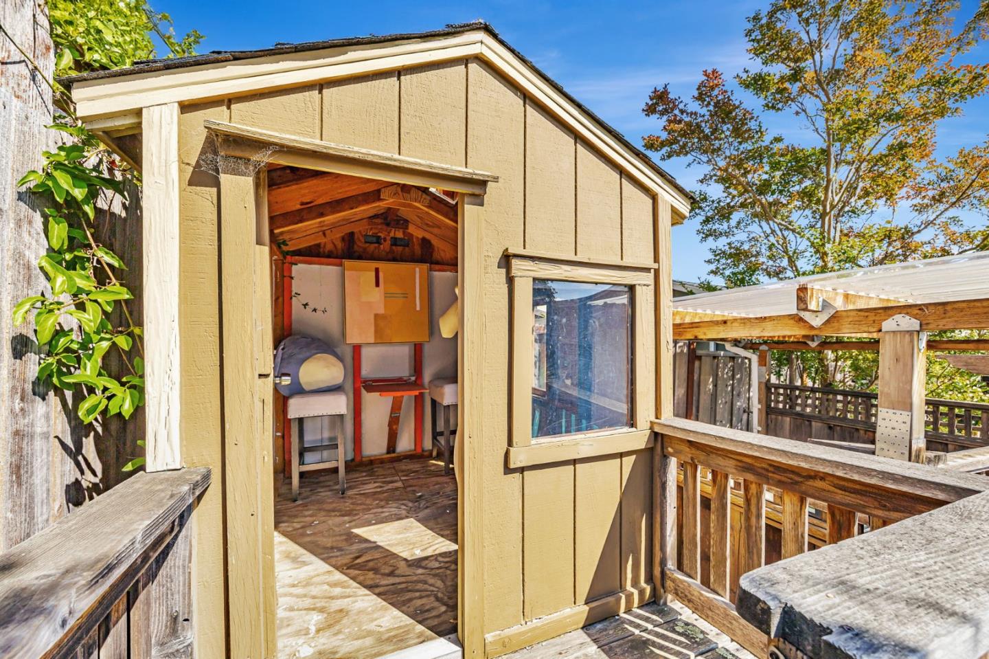 1741 Los Altos Drive