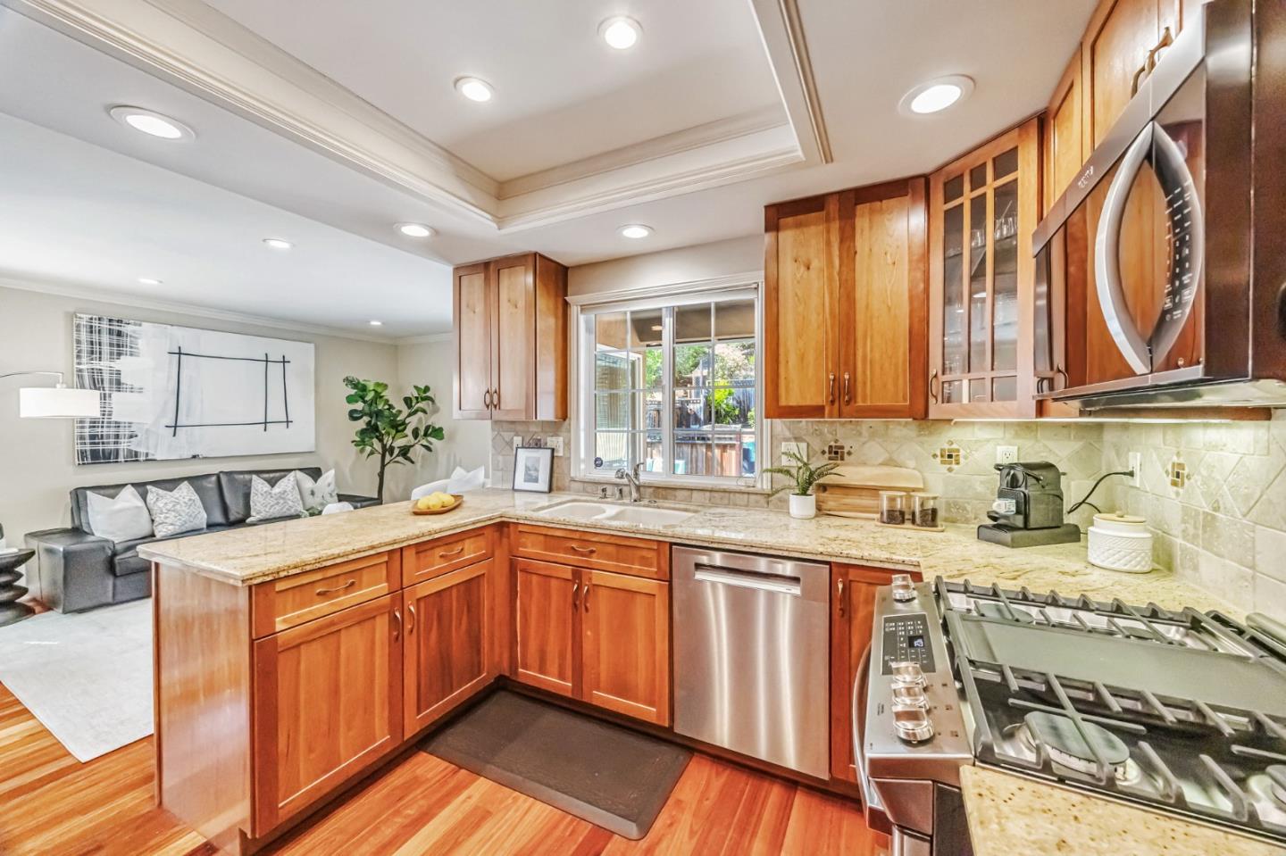 1741 Los Altos Drive