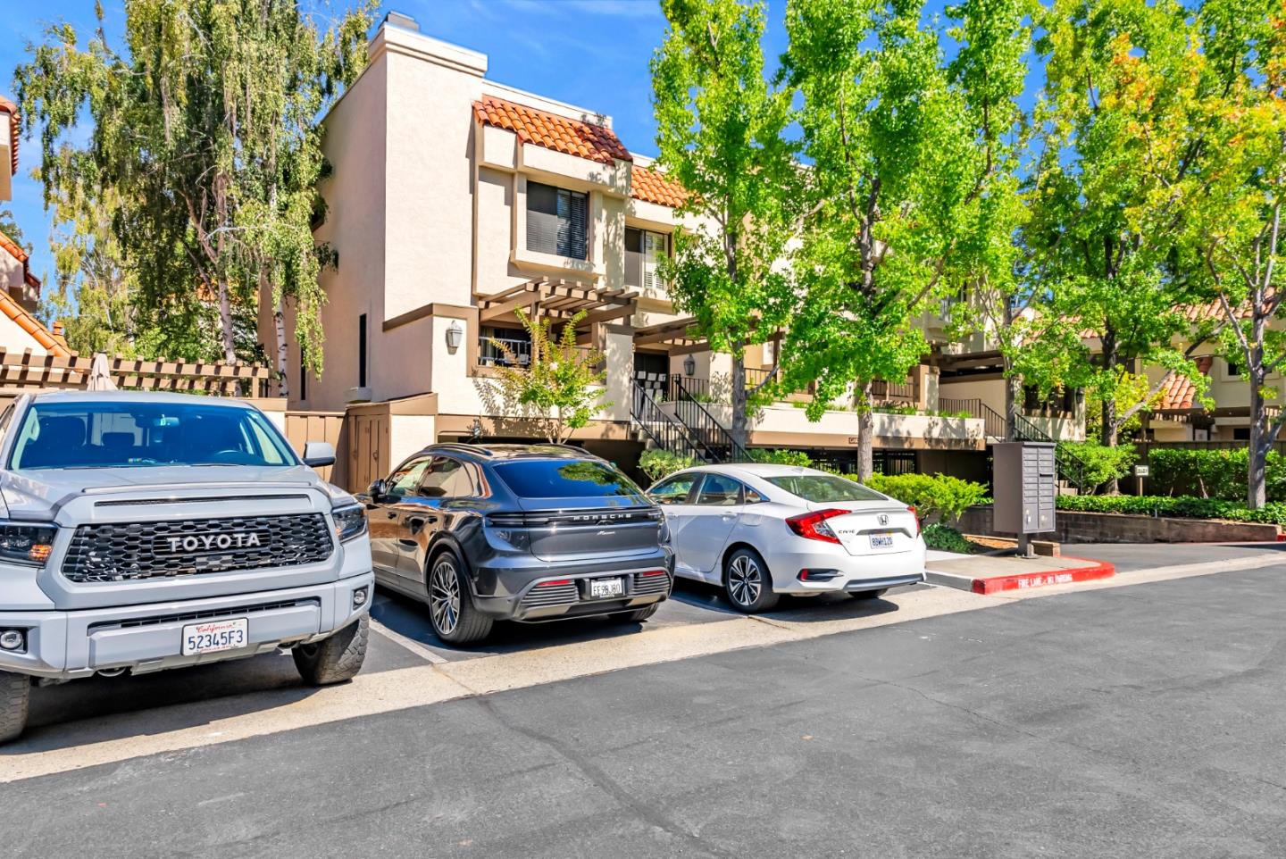 318 Preakness Court