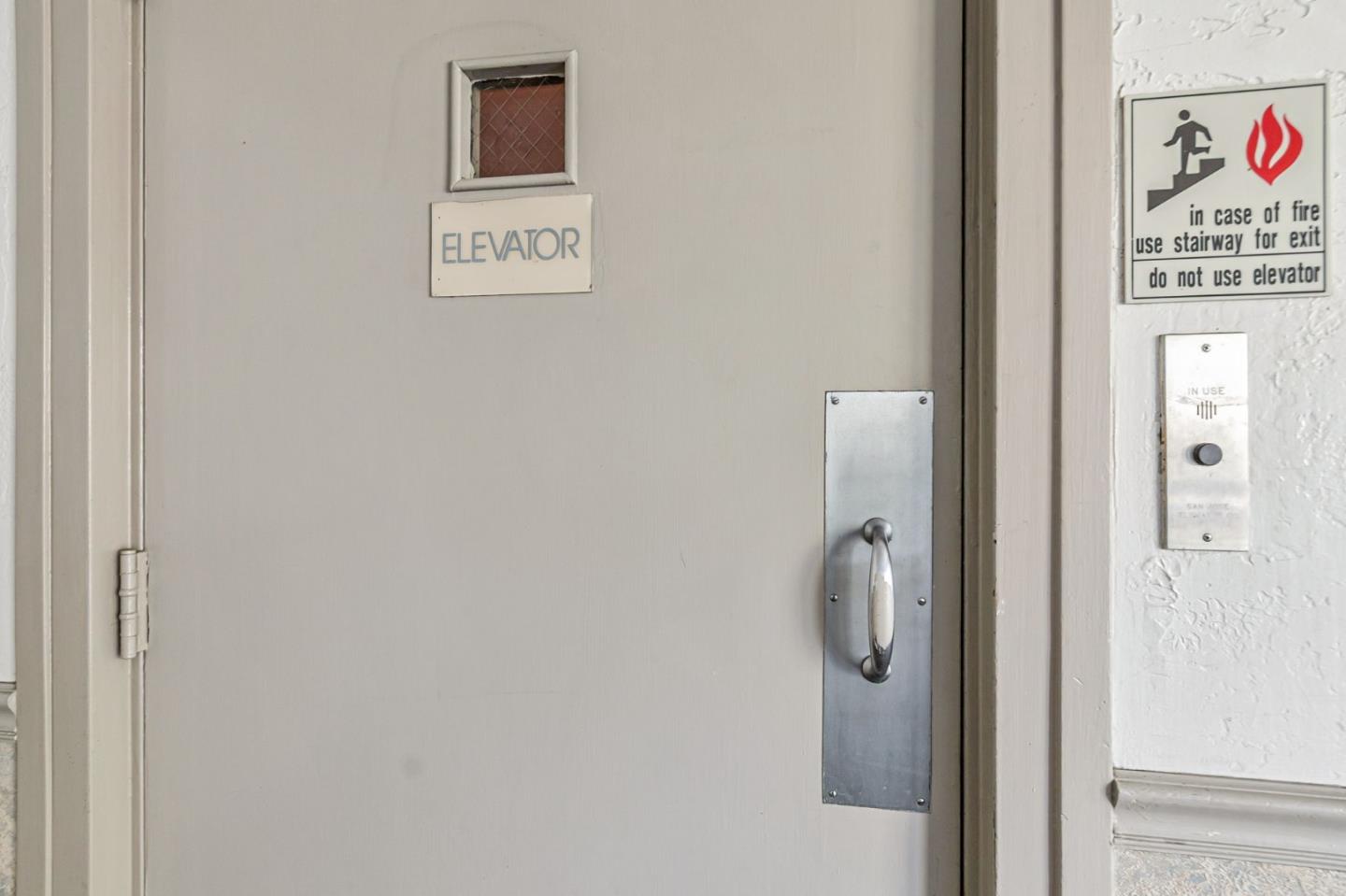 181 Del Medio Avenue 307