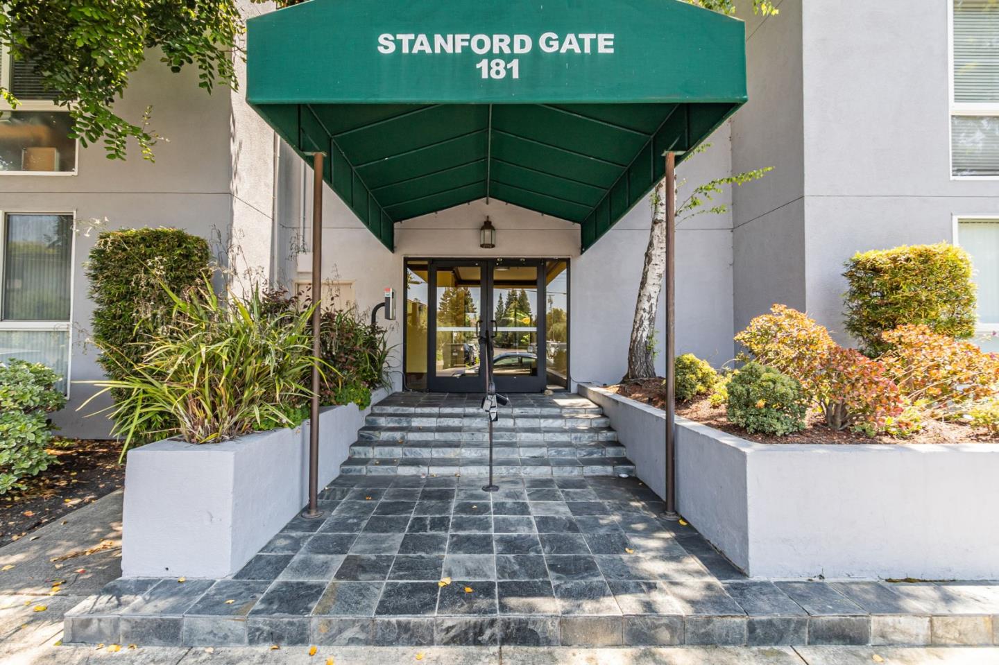 181 Del Medio Avenue 307