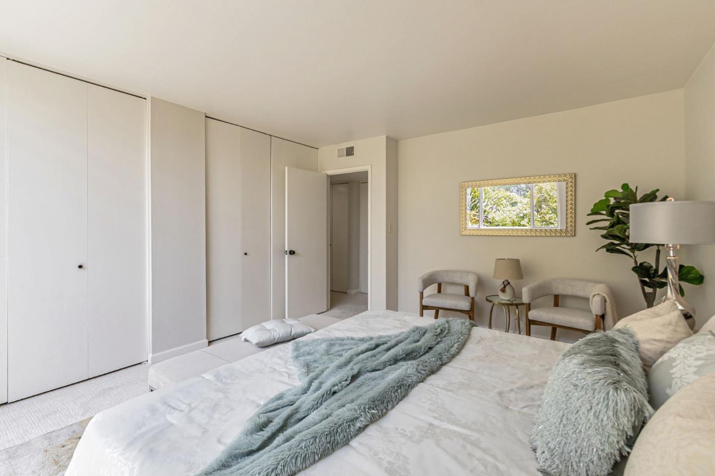 181 Del Medio Avenue 307