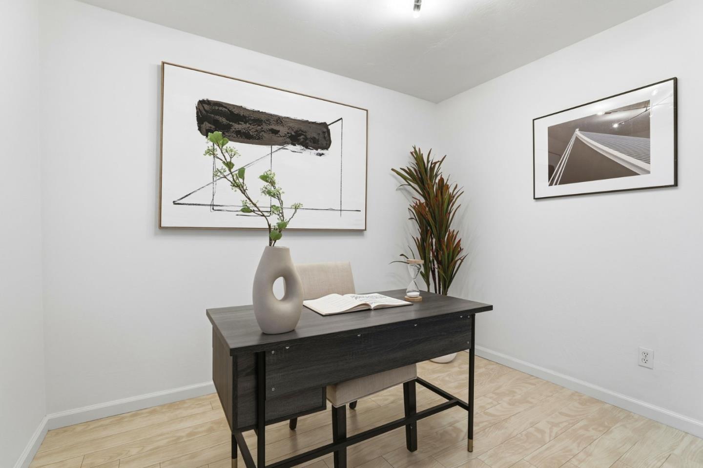 1092 Strayer Drive