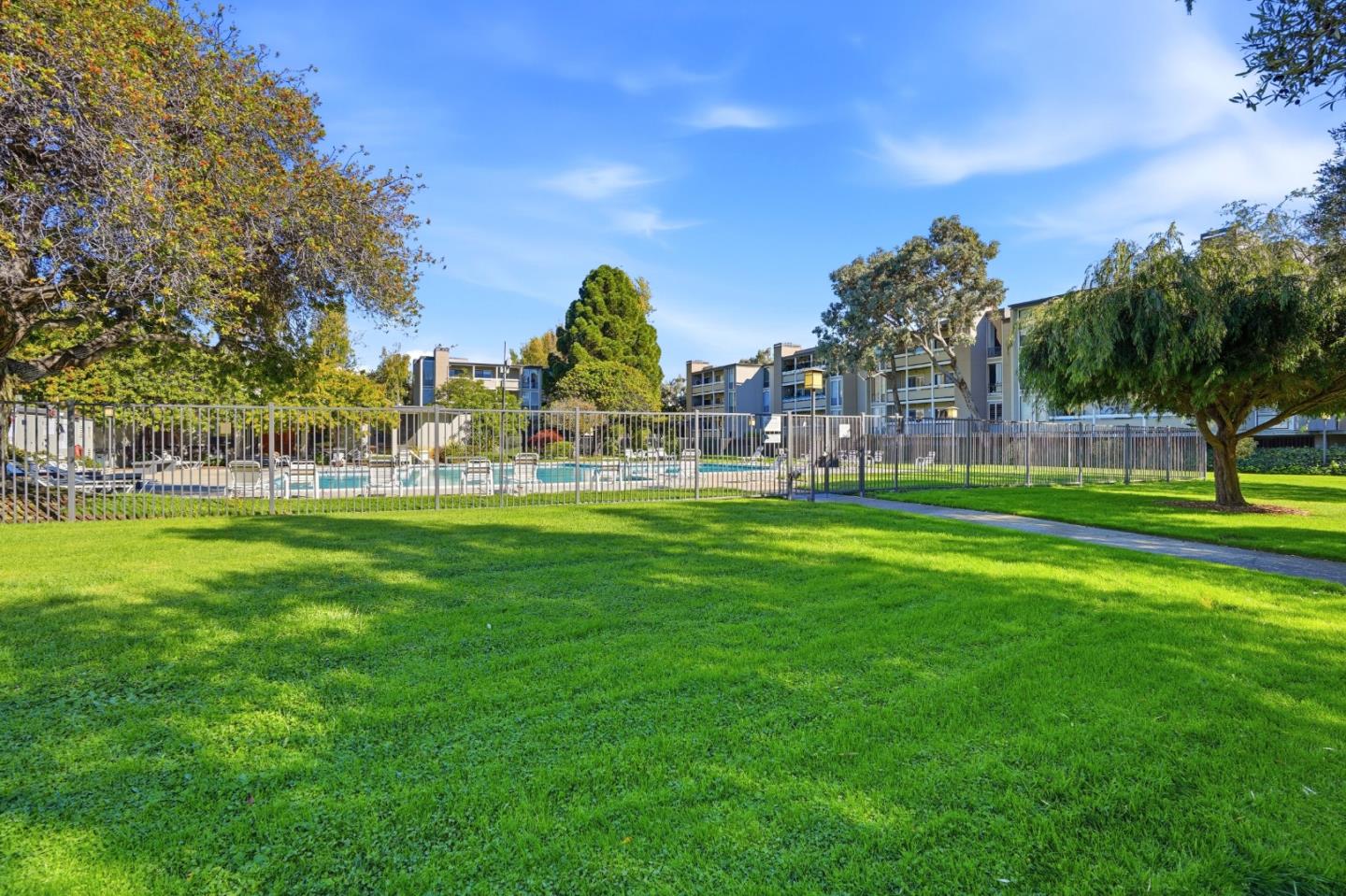 1171 Compass Lane 305