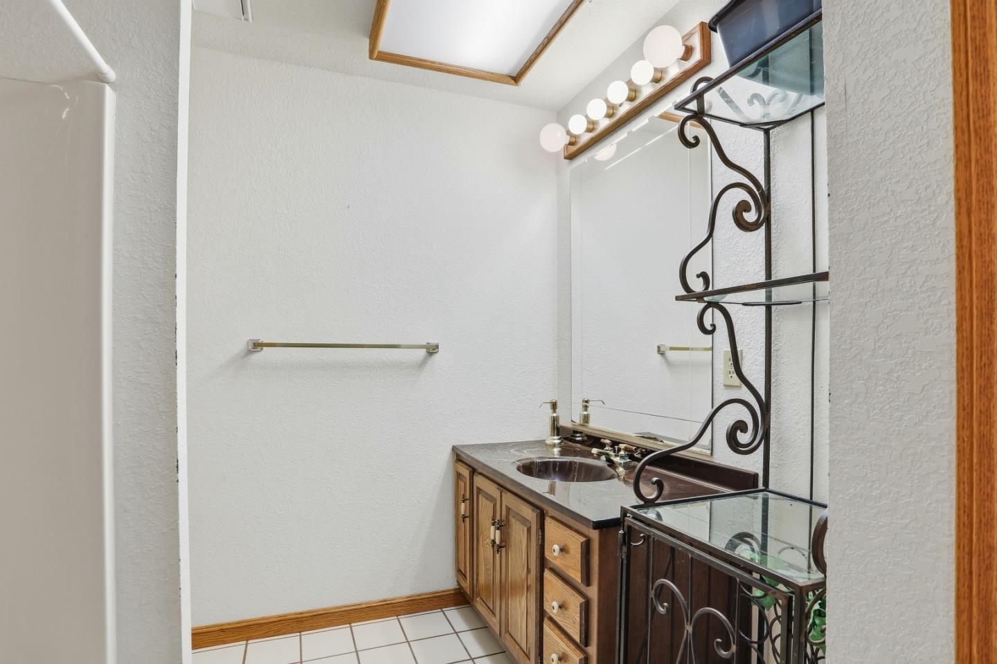 9019 Doubletree Lane