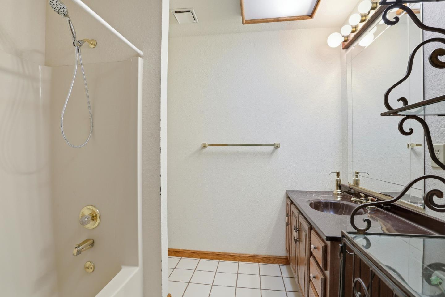 9019 Doubletree Lane