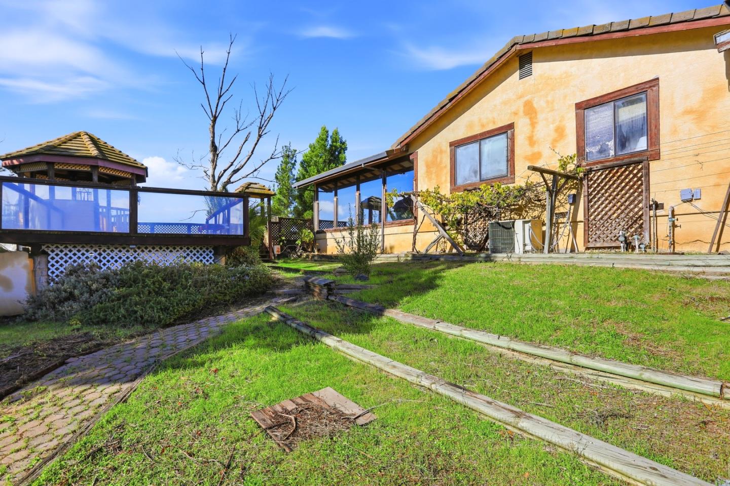 9019 Doubletree Lane