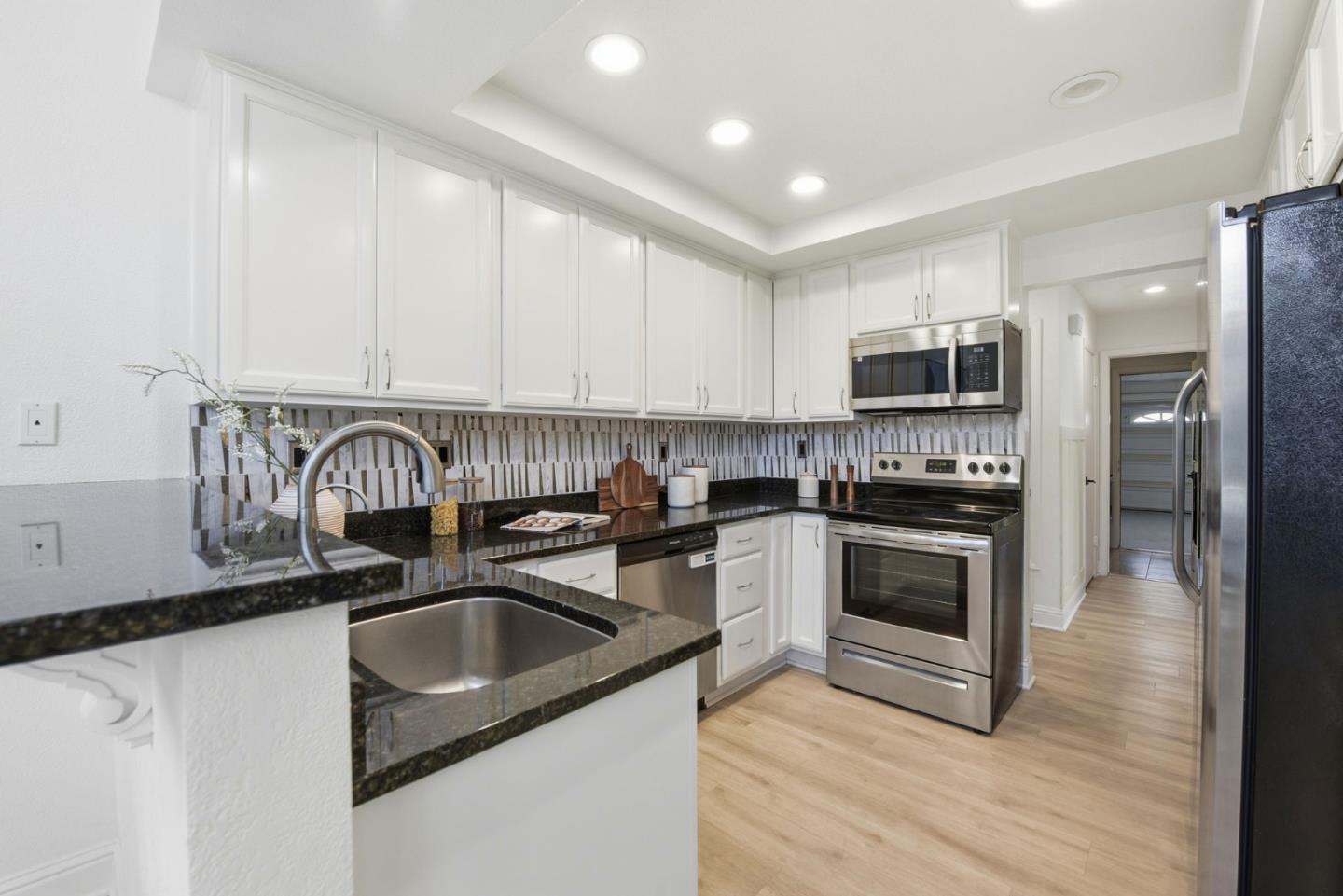 4822 La Habra Street