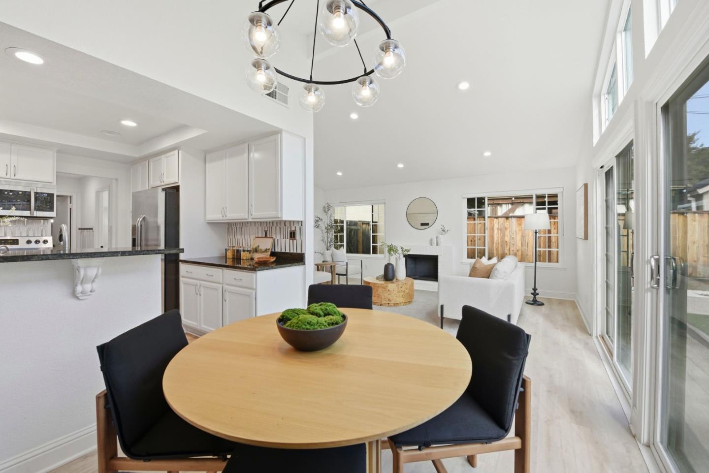 4822 La Habra Street