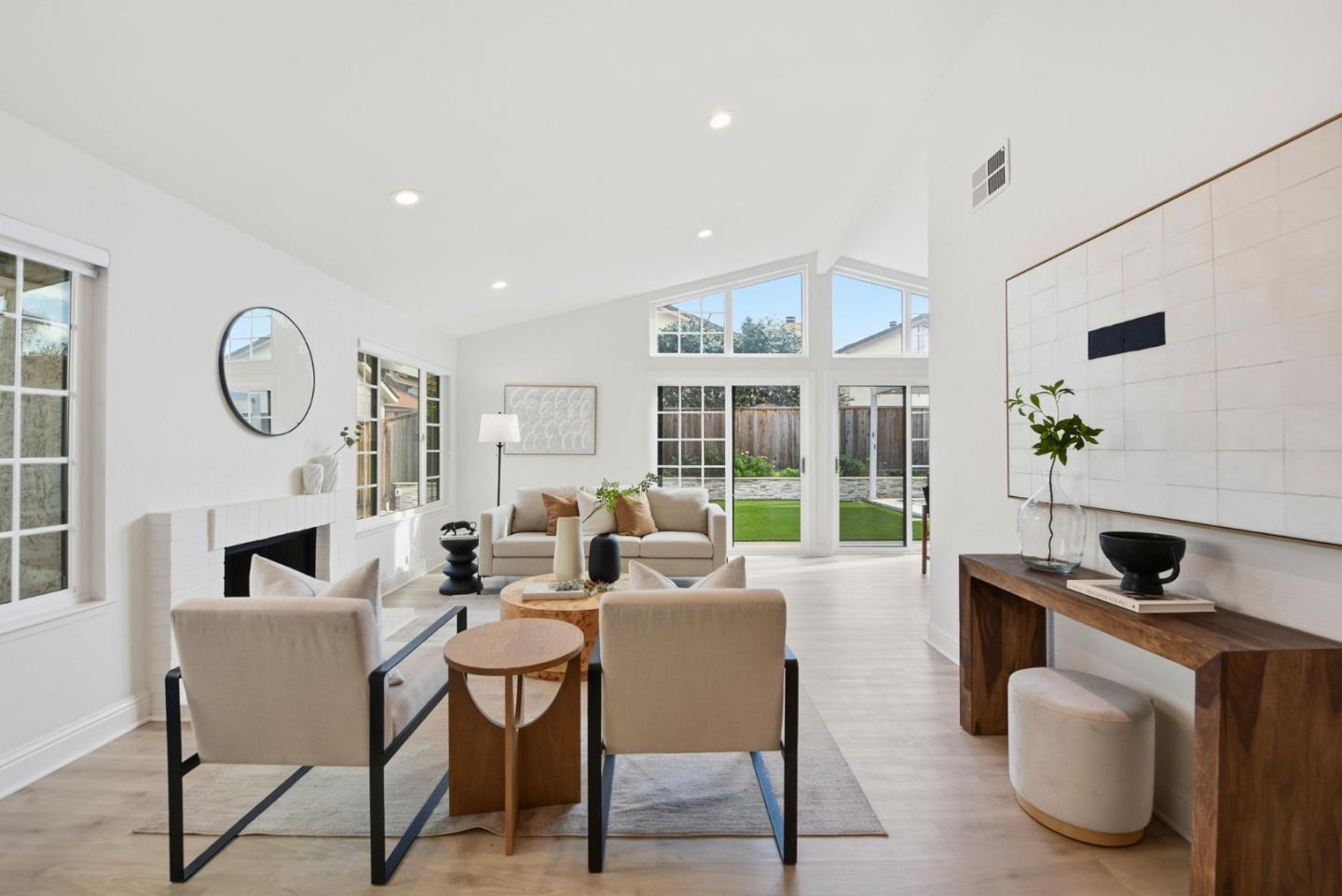 4822 La Habra Street