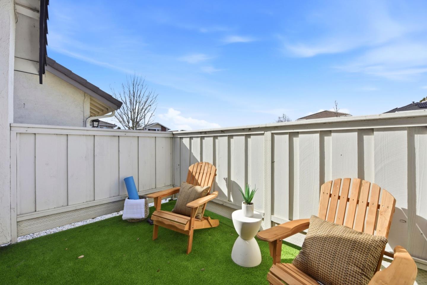 4822 La Habra Street