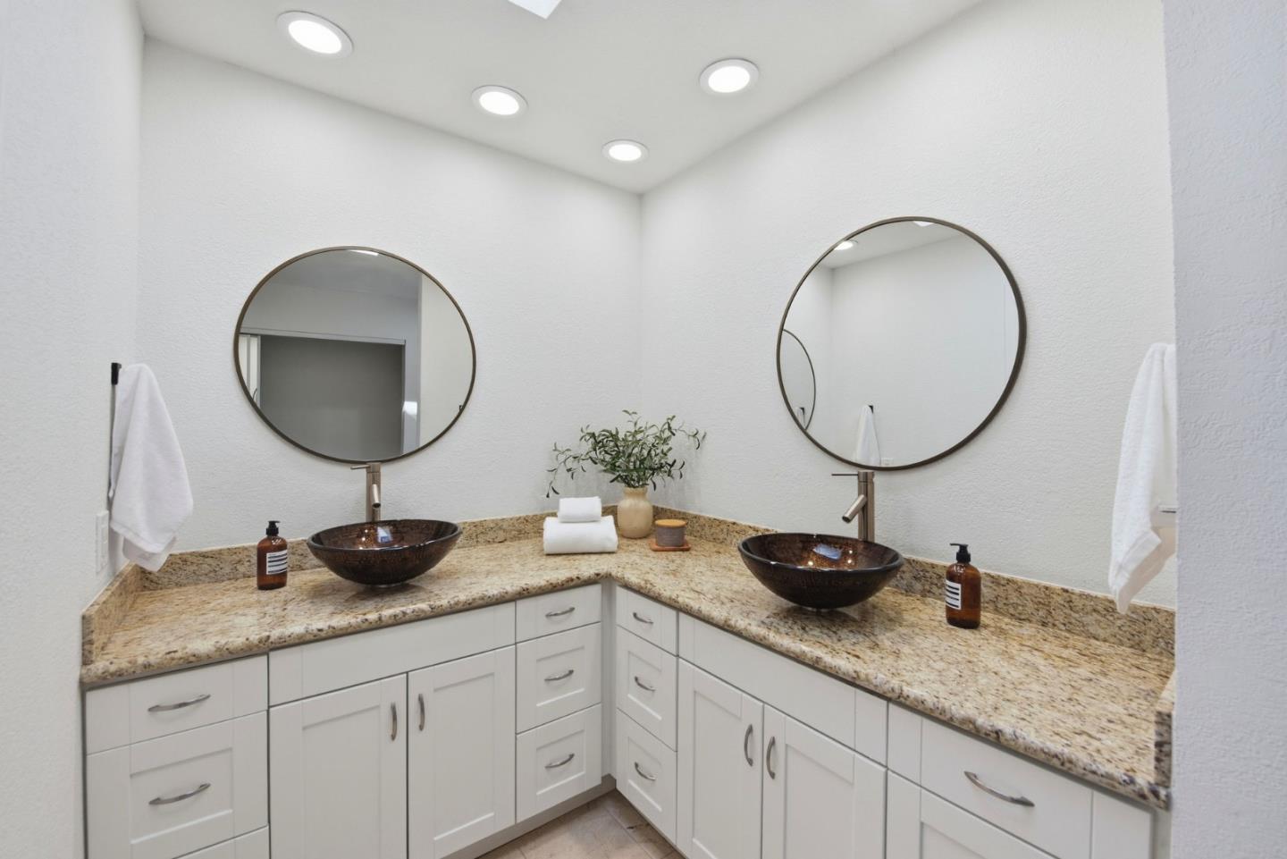 4822 La Habra Street