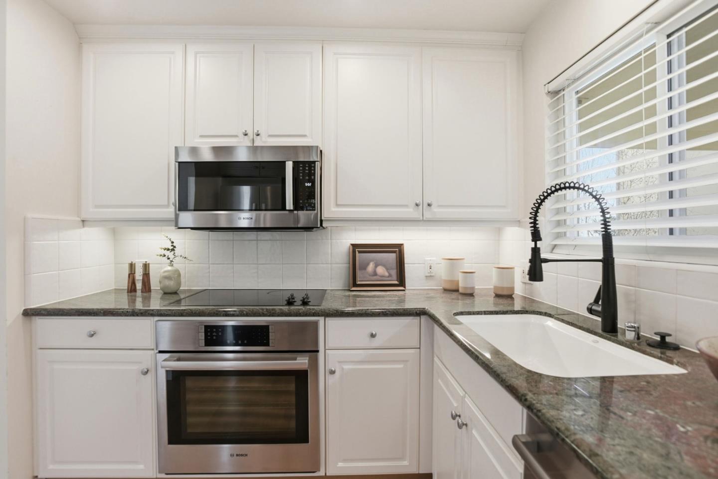 404 Portofino Drive 3