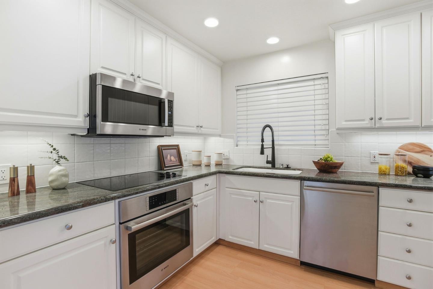 404 Portofino Drive 3