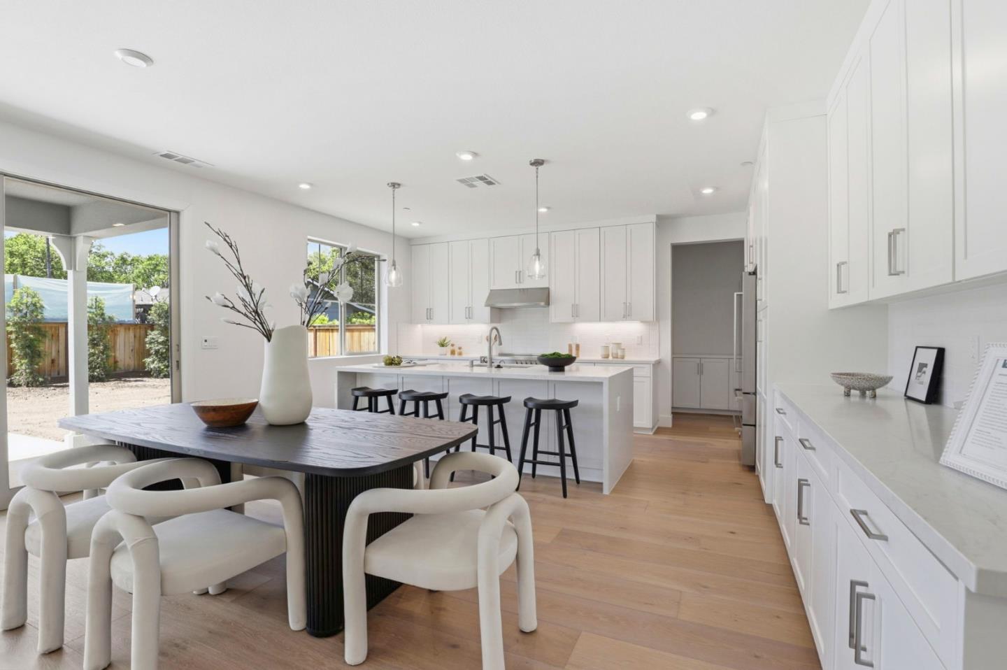 7387 Ailes Court