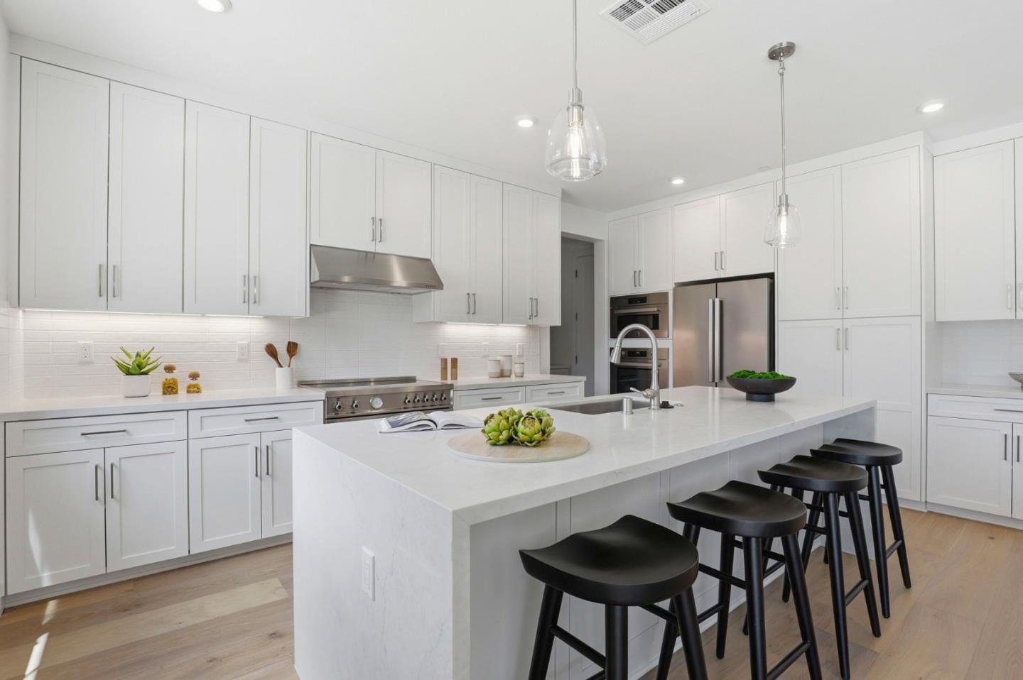 7387 Ailes Court