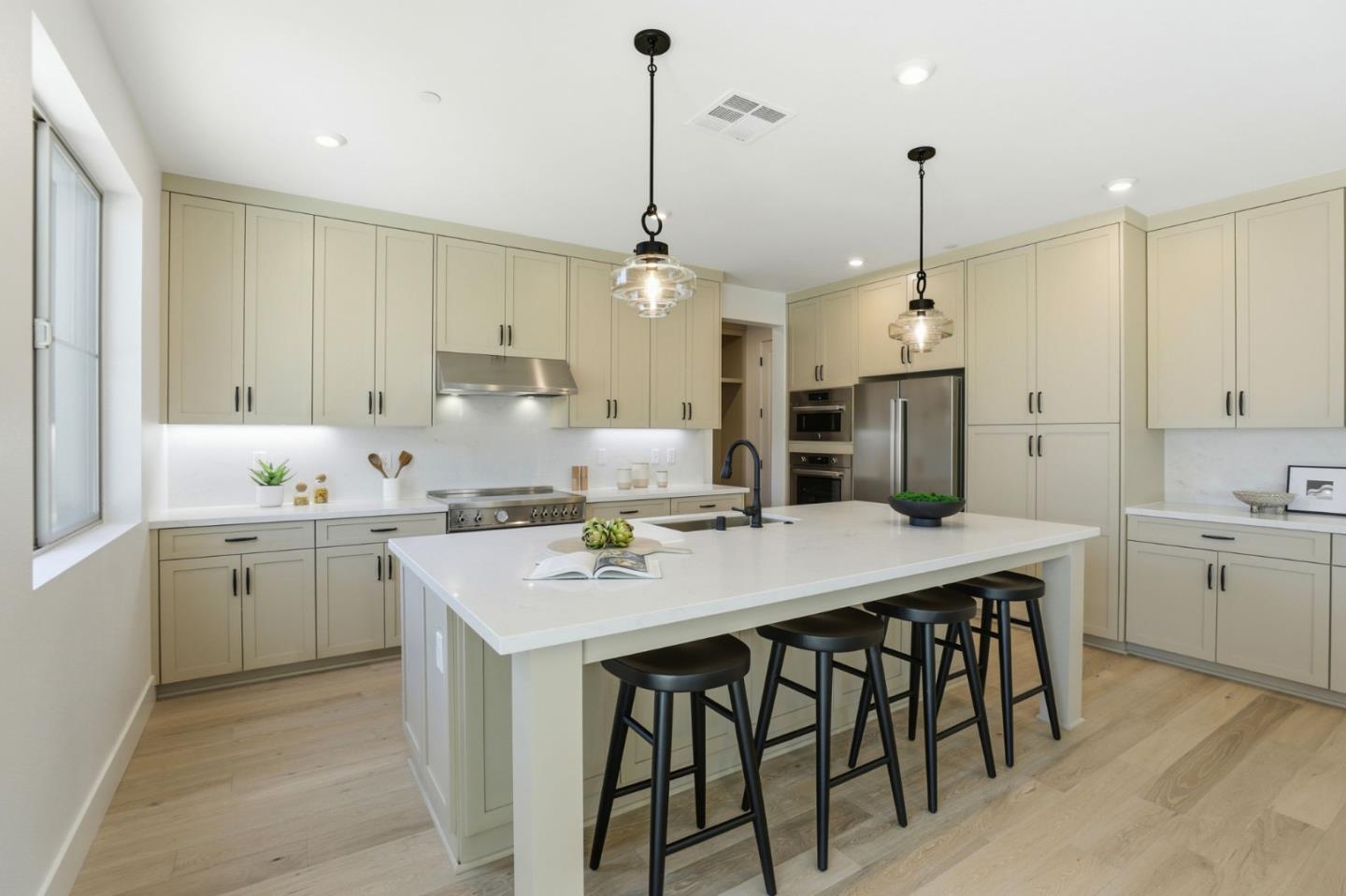 7376 Ailes Court