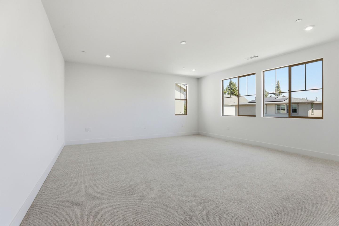 7376 Ailes Court