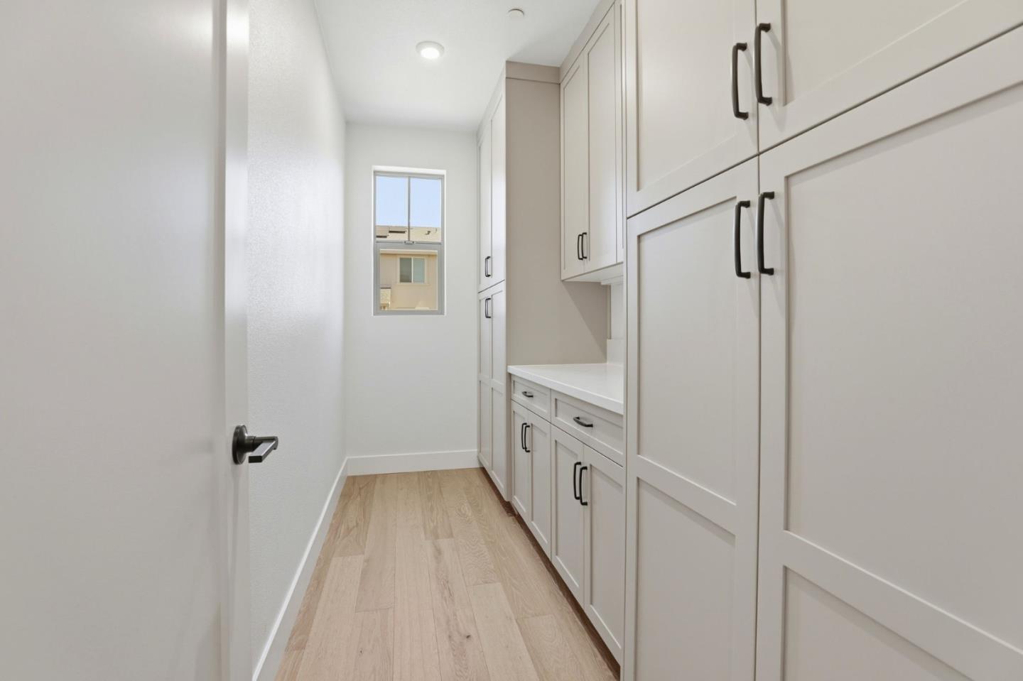 7376 Ailes Court