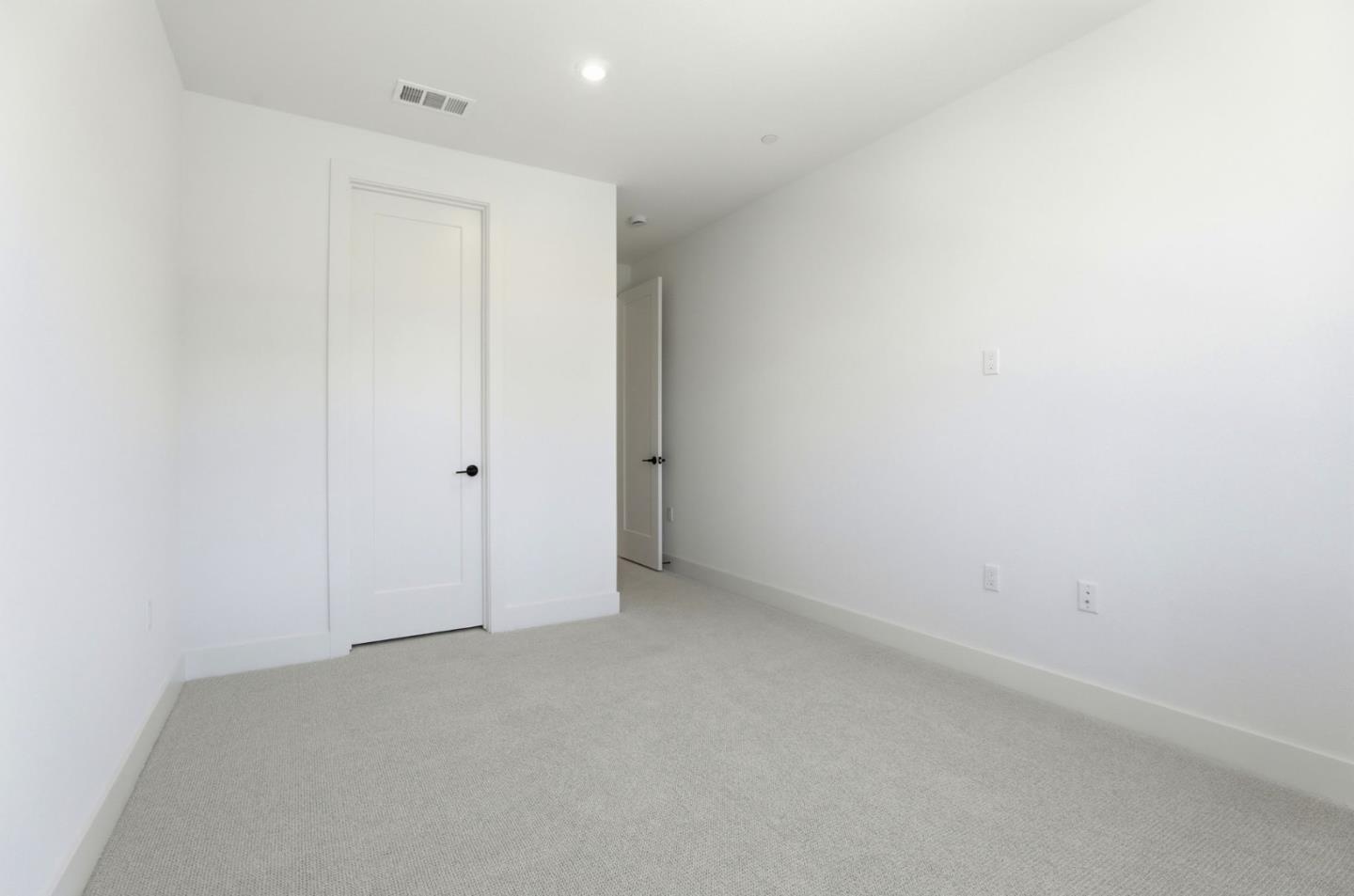 7376 Ailes Court