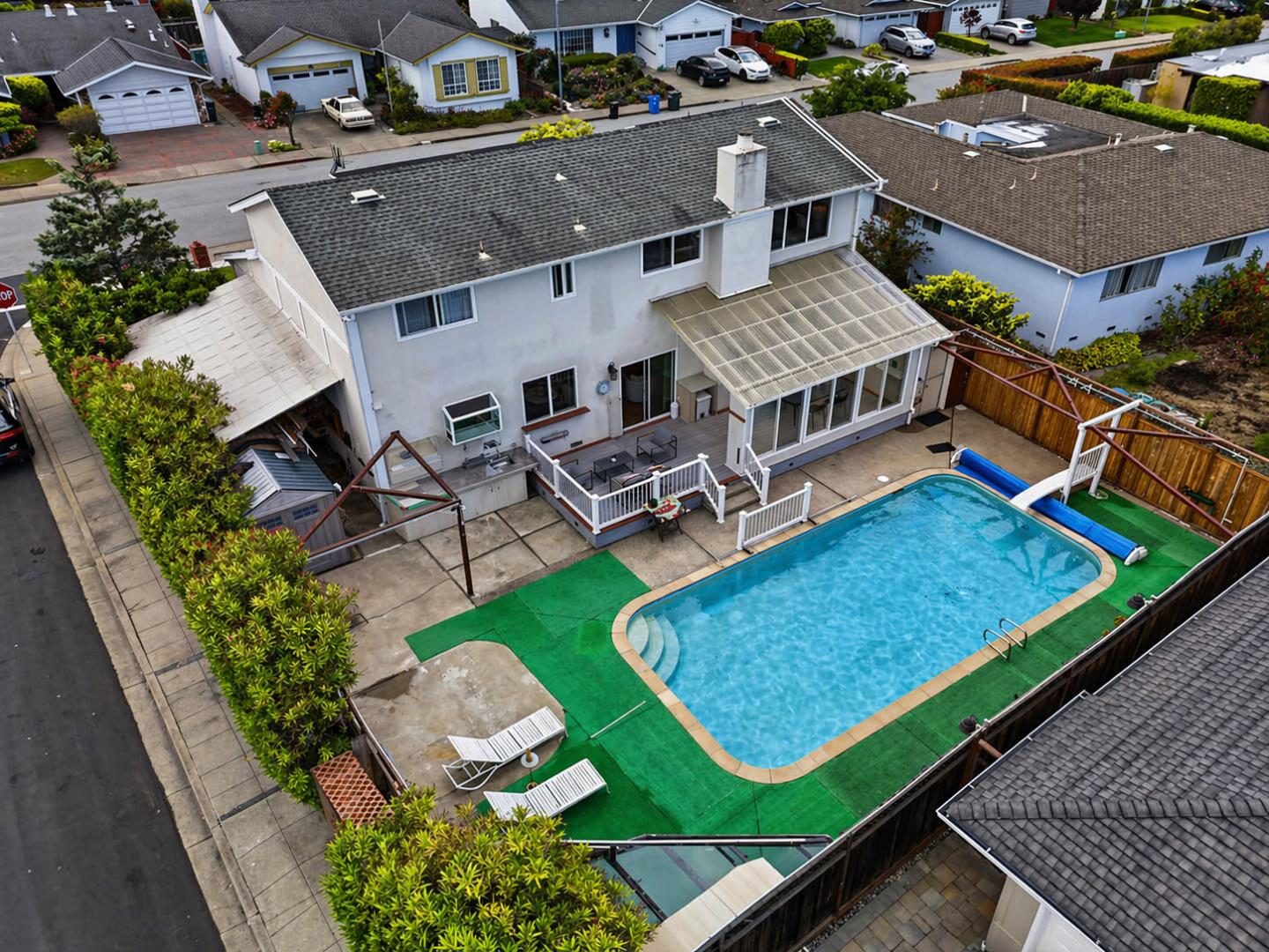 673 Harvester Drive