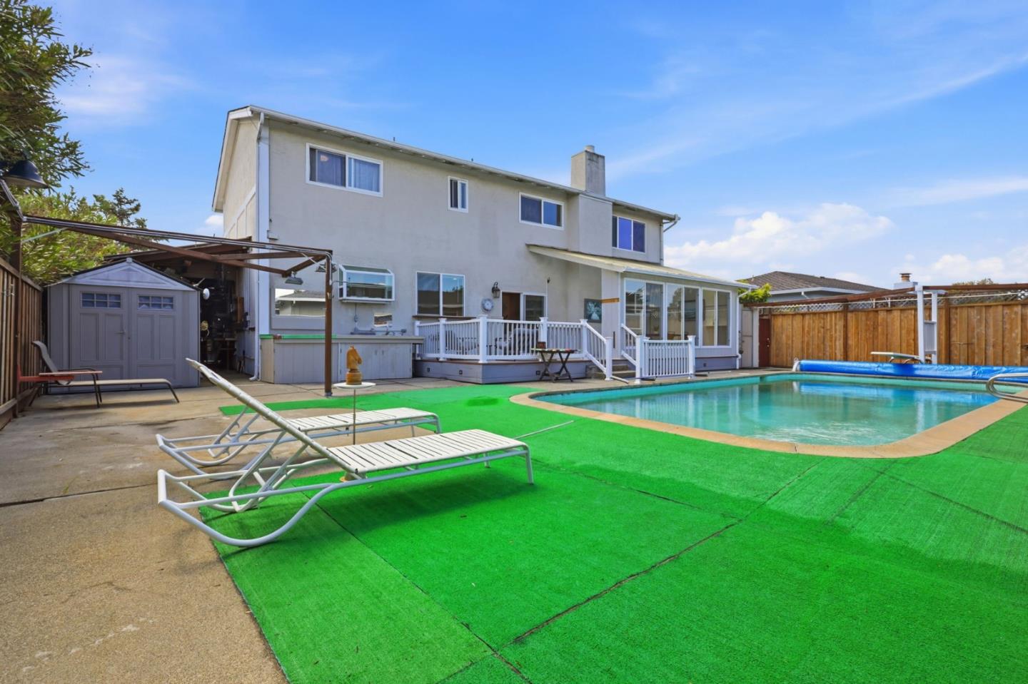 673 Harvester Drive
