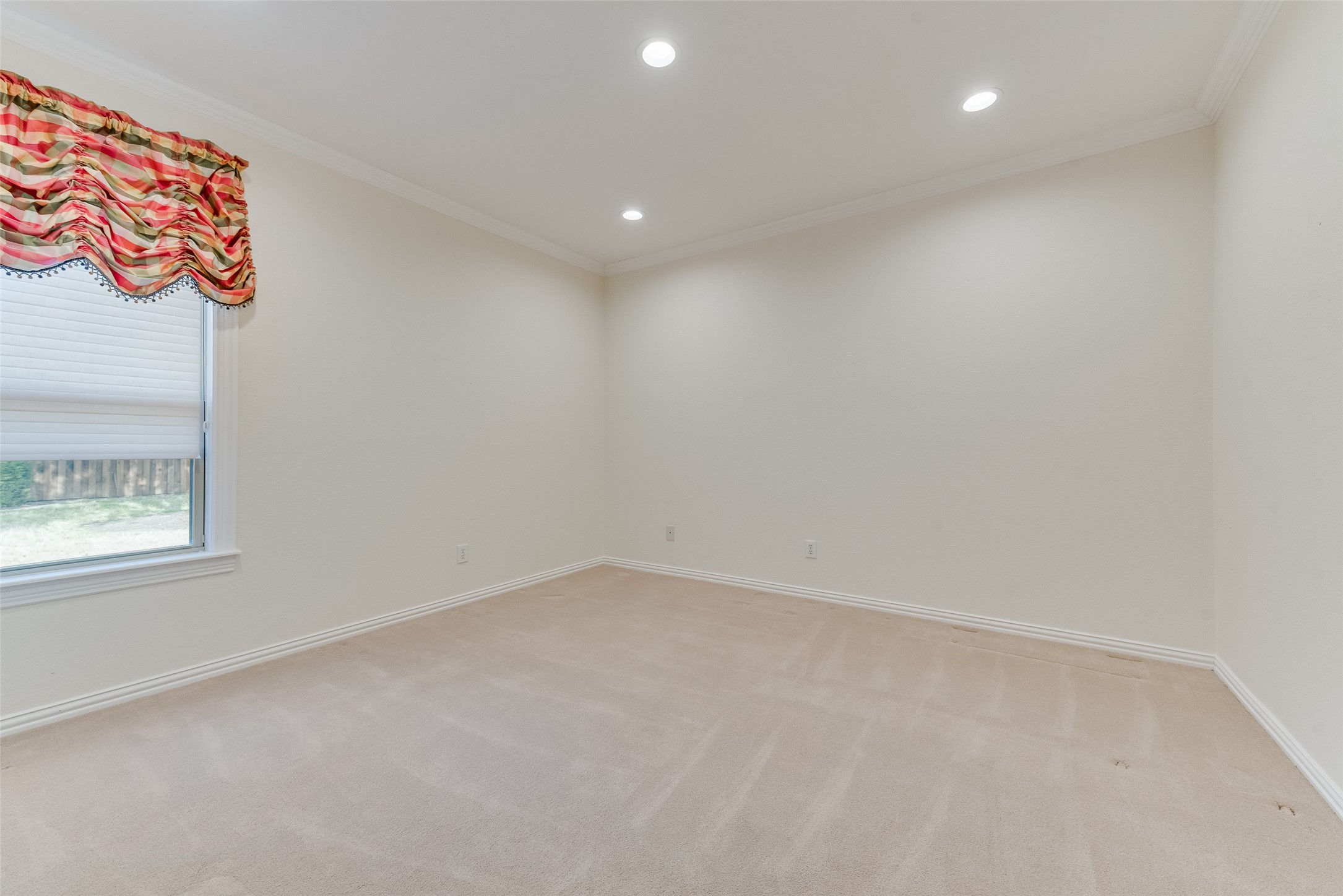 103 Bogey Court