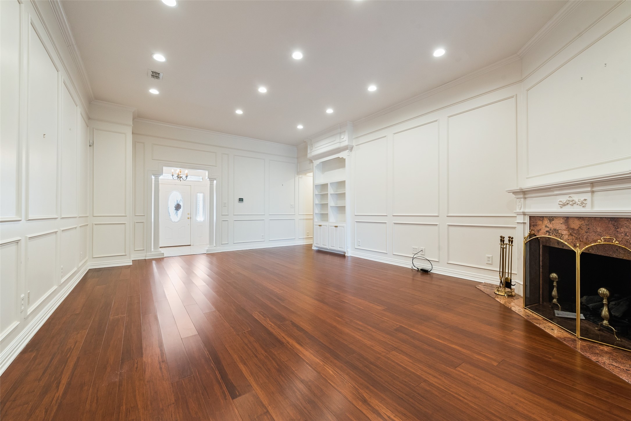 103 Bogey Court