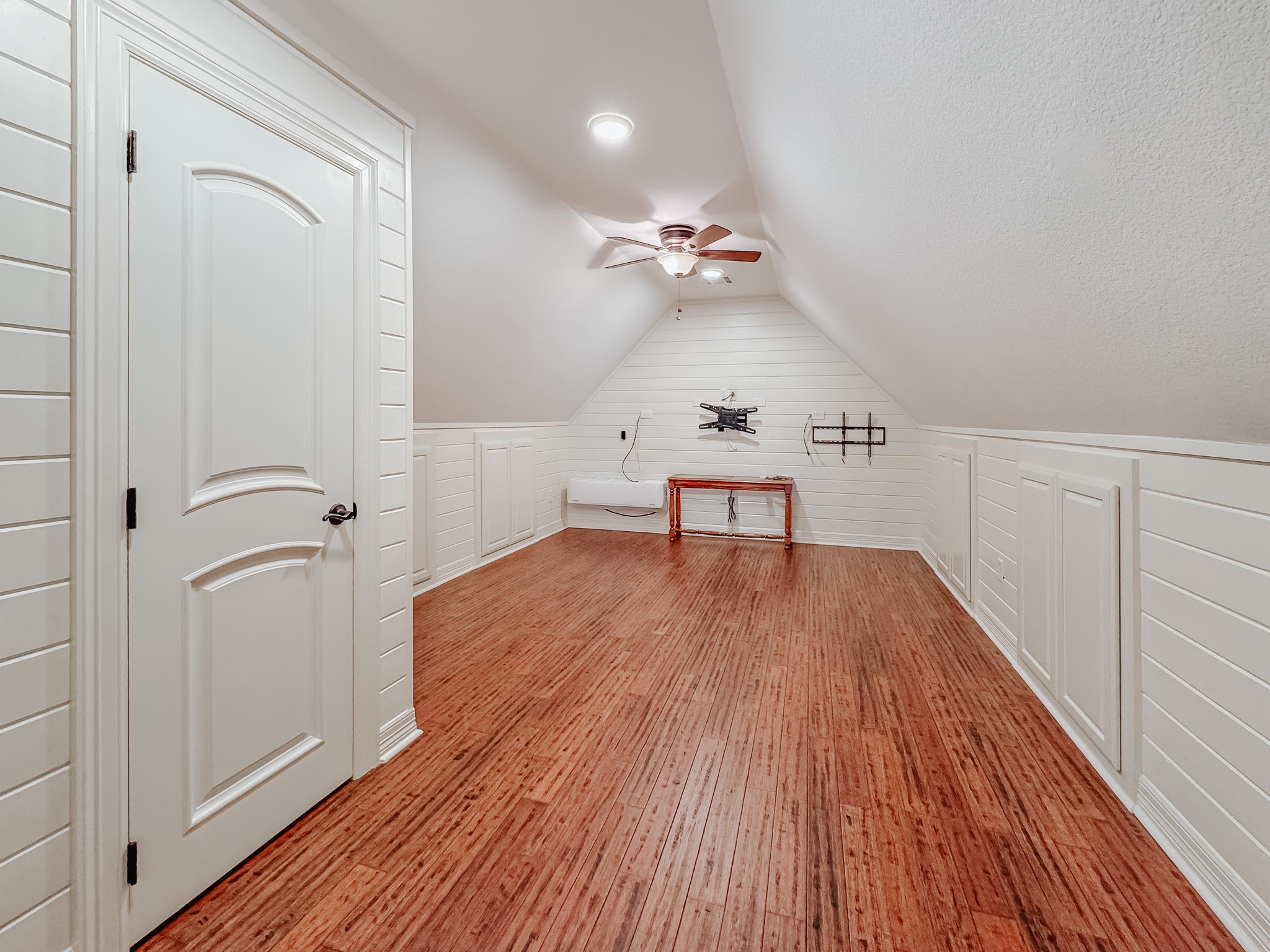 1193 The Shores Drive