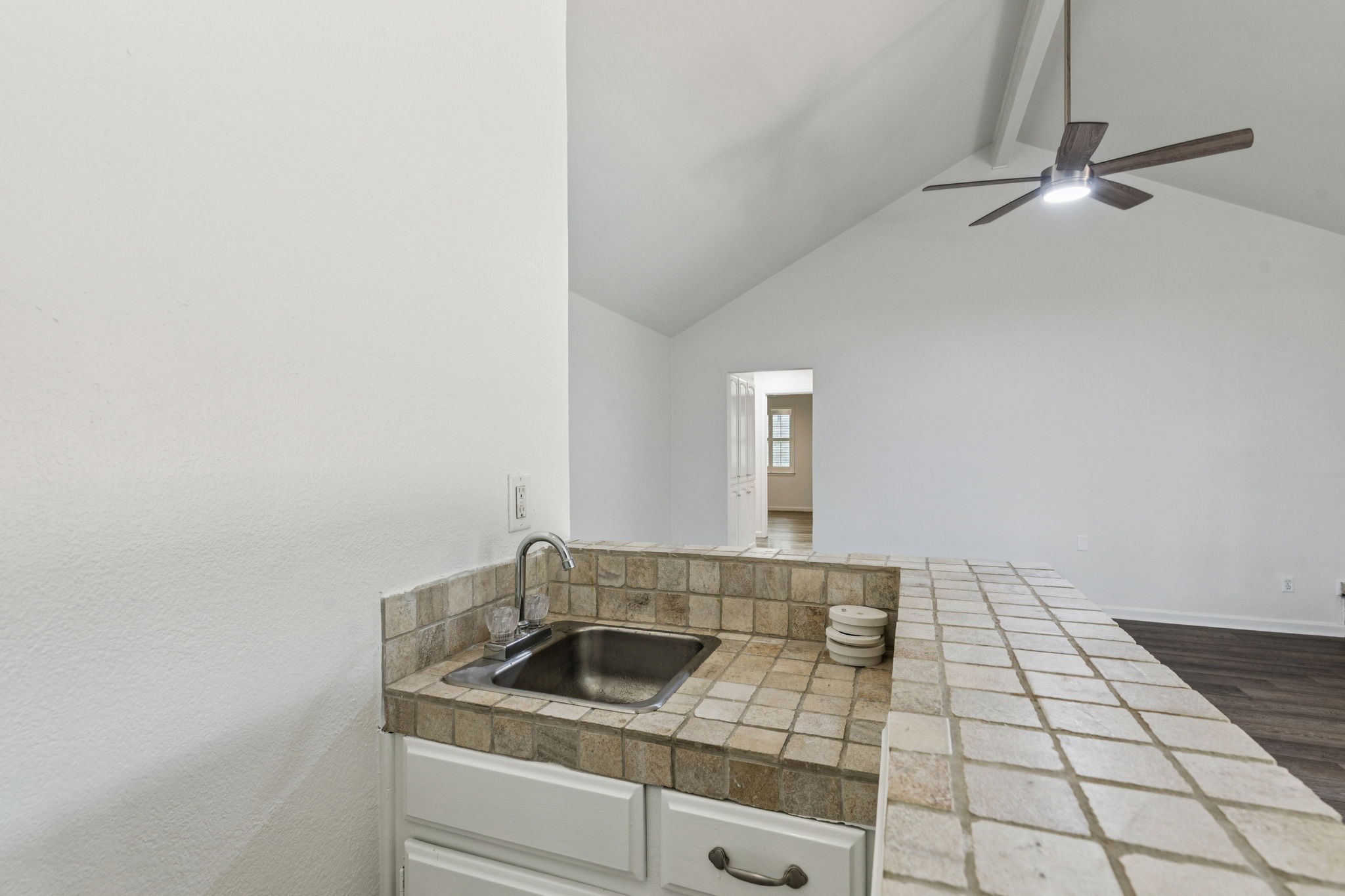 3206 AVON Drive