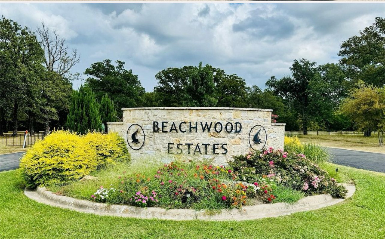 118 Channelview Drive