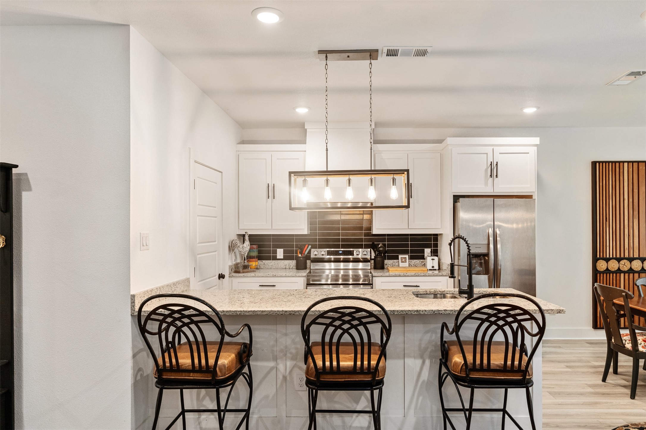 118 Channelview Drive