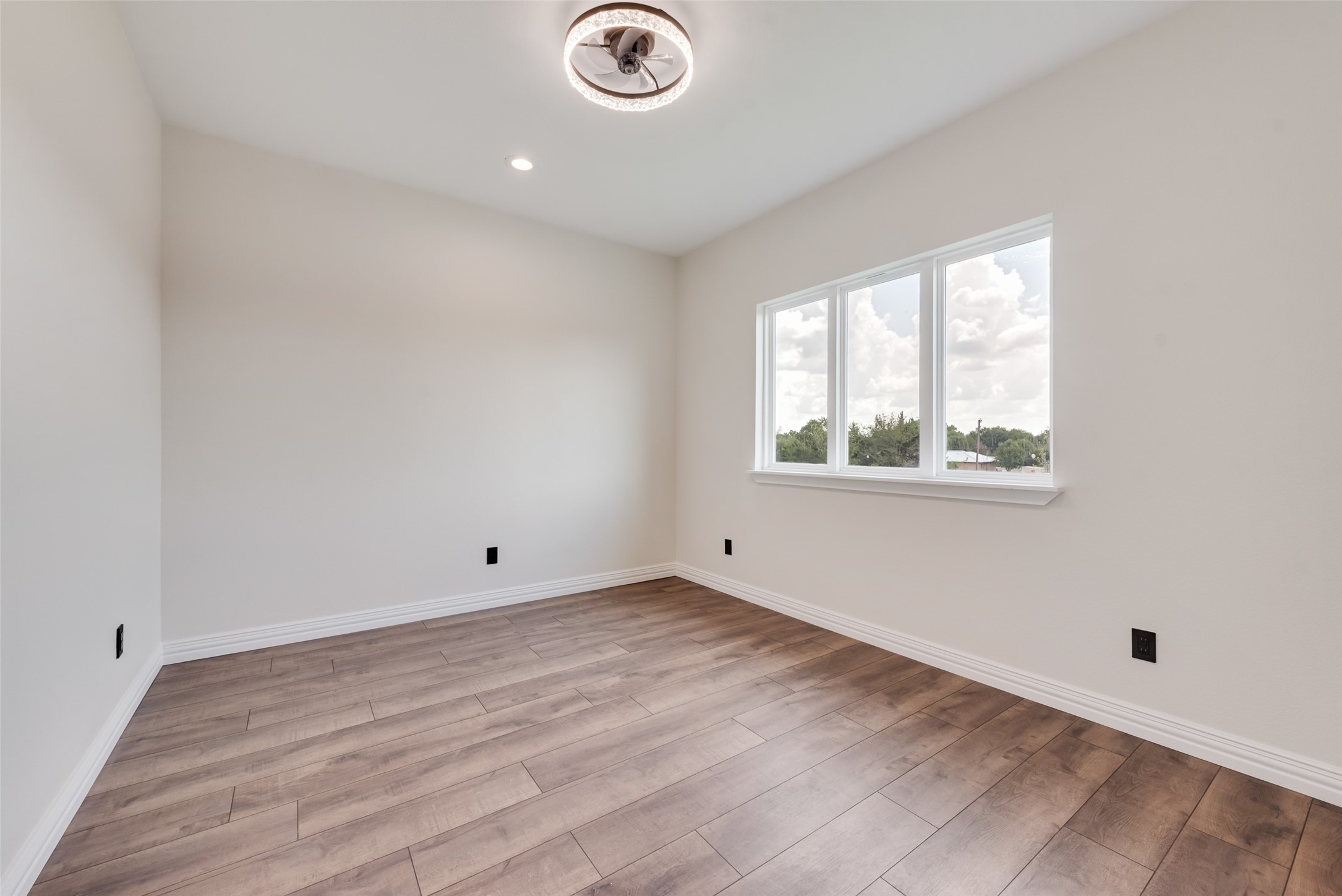 1209 Northview Drive