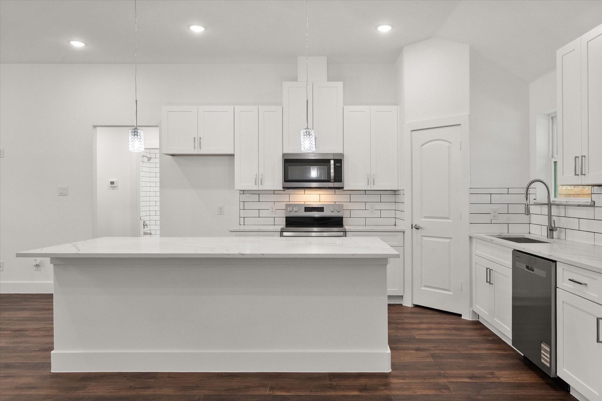 401 N Goodman Avenue