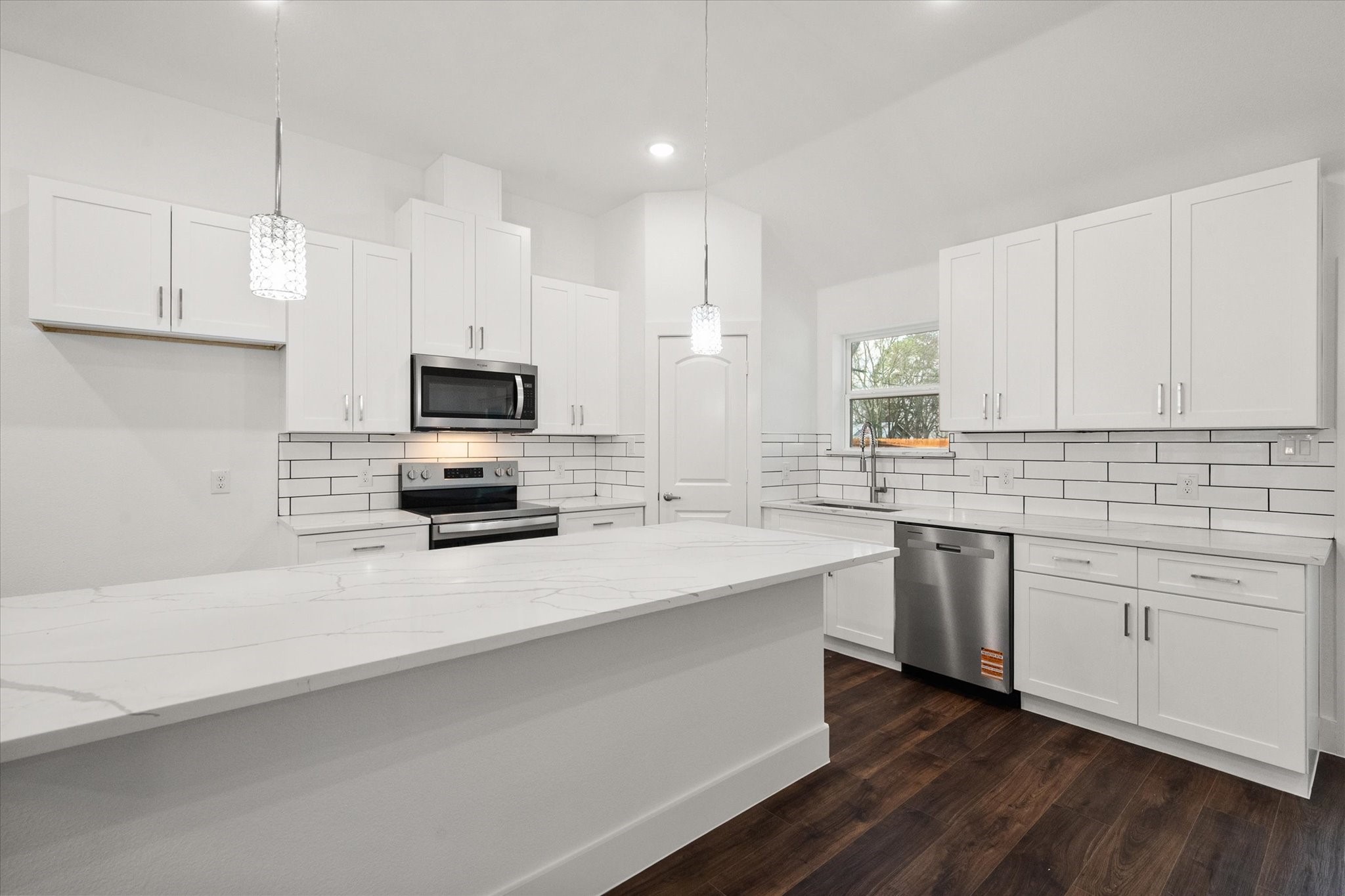 401 N Goodman Avenue