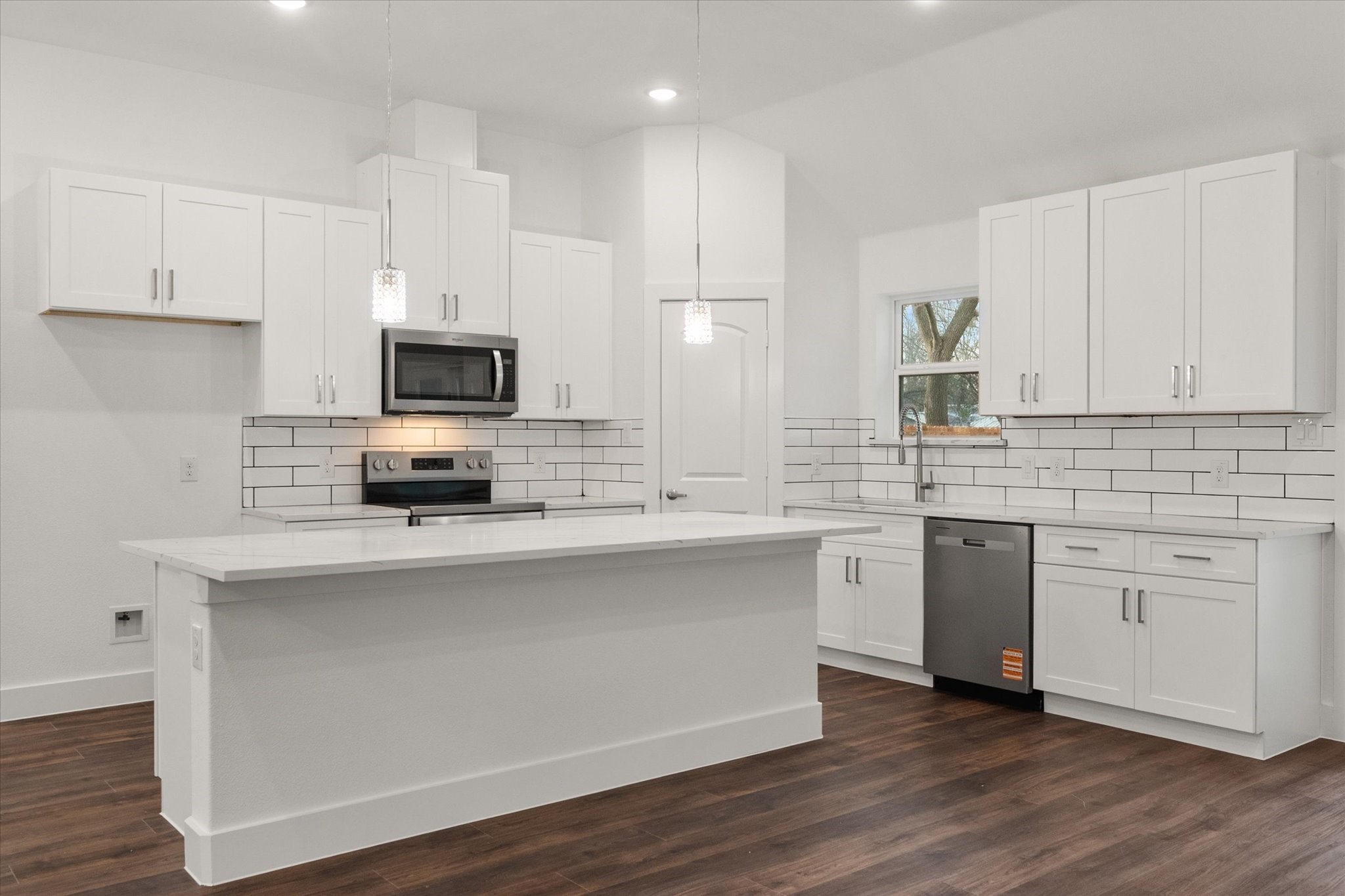 401 N Goodman Avenue