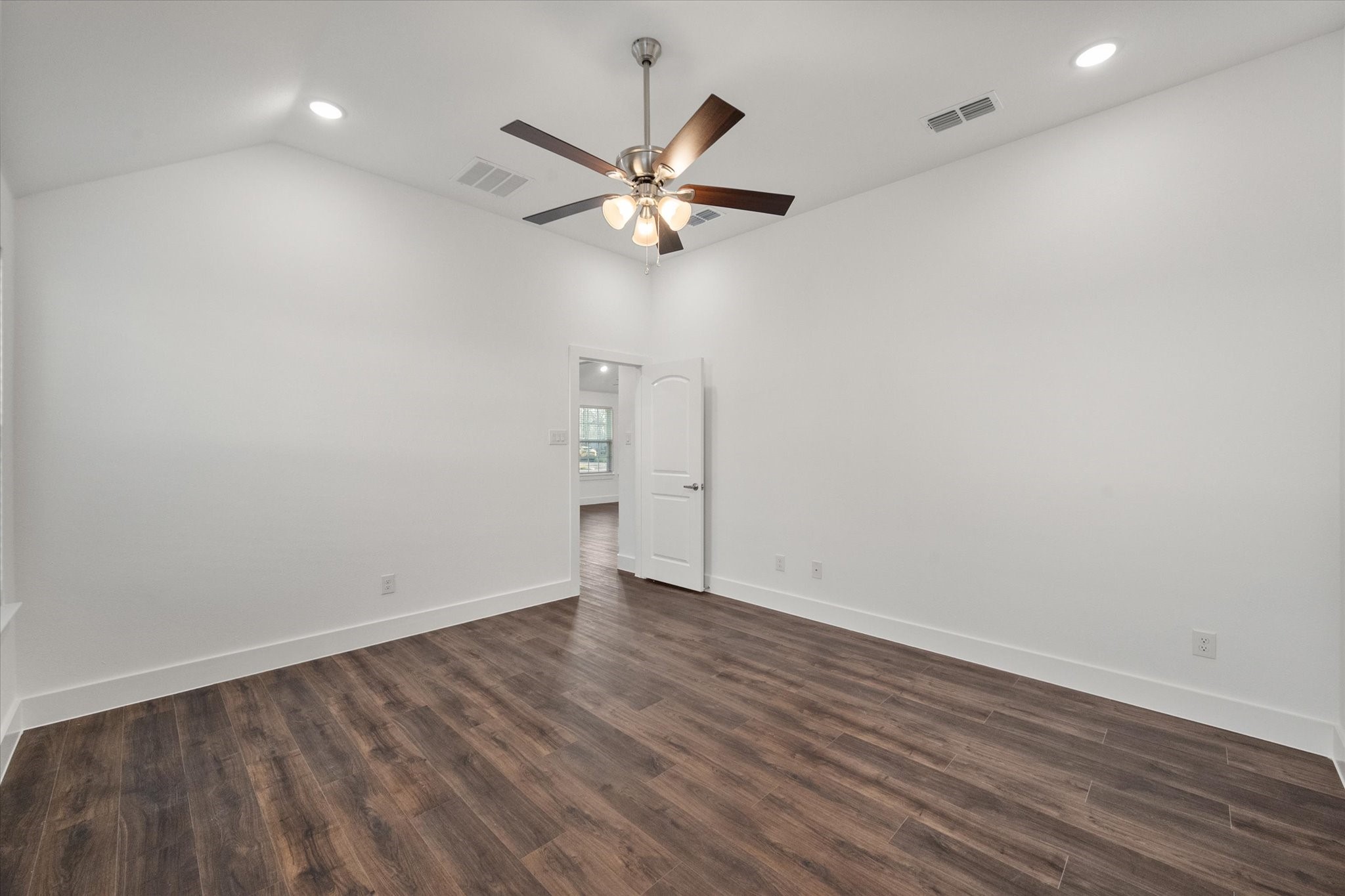 401 N Goodman Avenue